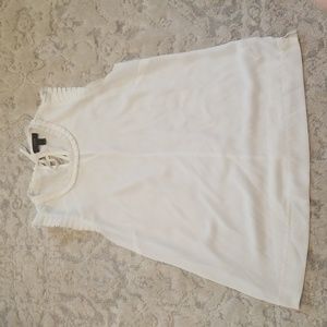 Women's Sleeveless Blouse